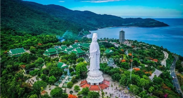 Bán đảo Sơn Trà được ví như “lá phổi xanh” của Đà Nẵng